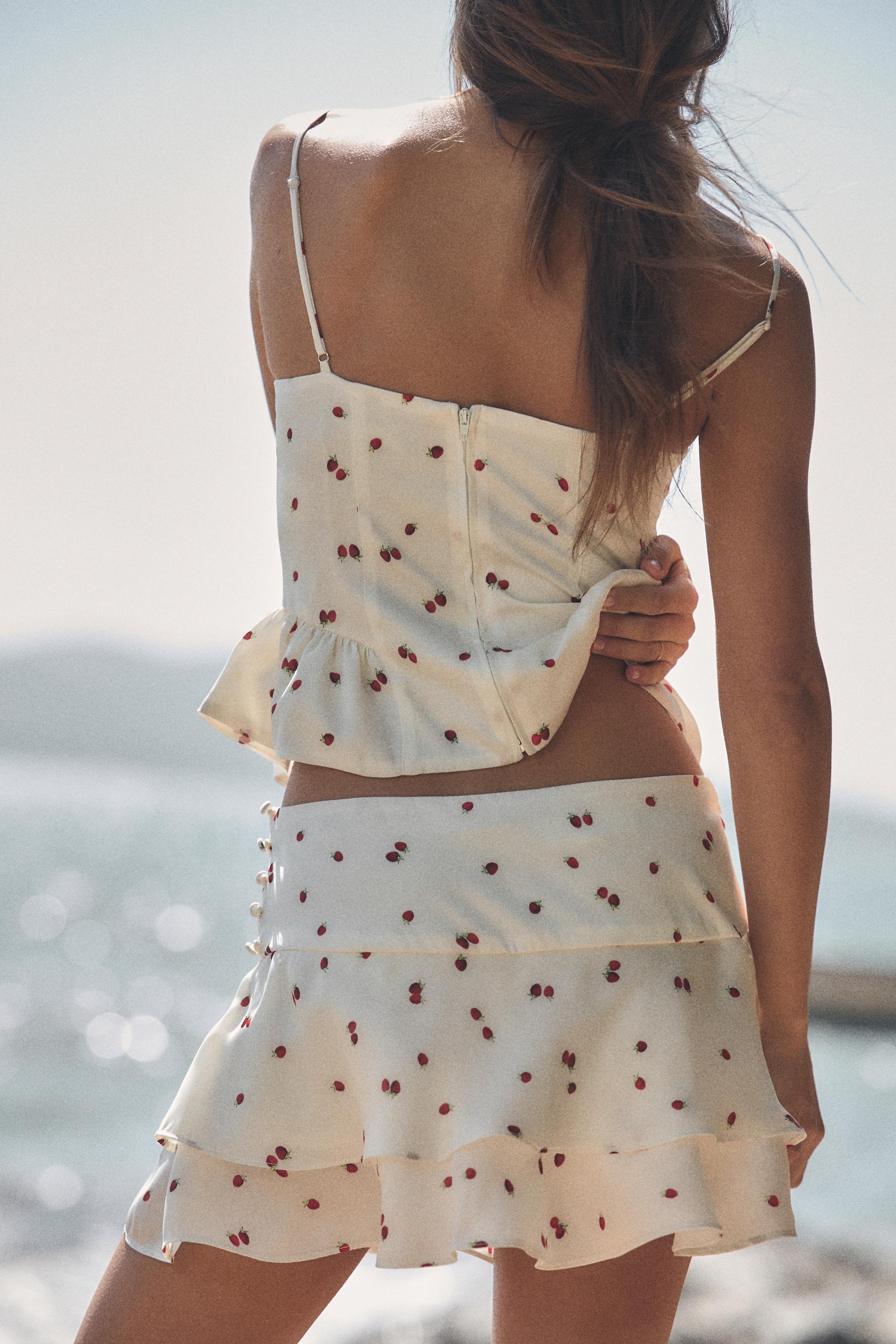RUFFLED STRAWBERRY SATIN EFFECT TOP